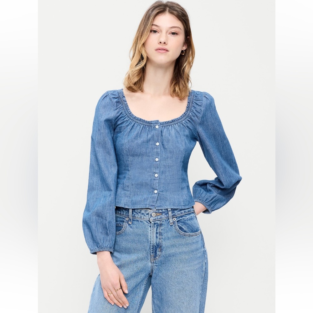 NWT Old Navy Long-Sleeve Button-Down Jean Top